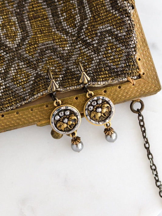 Do You Prefer Wearing Silver or Gold Jewelry?