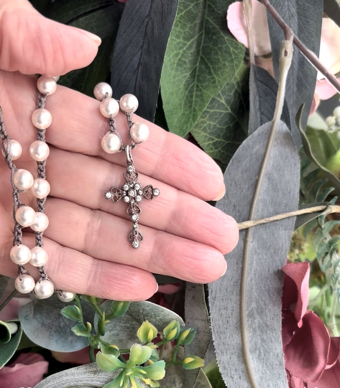 Vintage Silver Cross Pearl Necklace