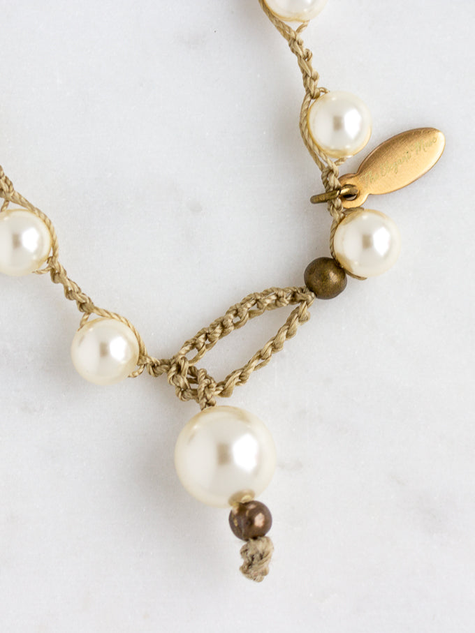 Vintage Gold and Pearl Oval Pendant Necklace*