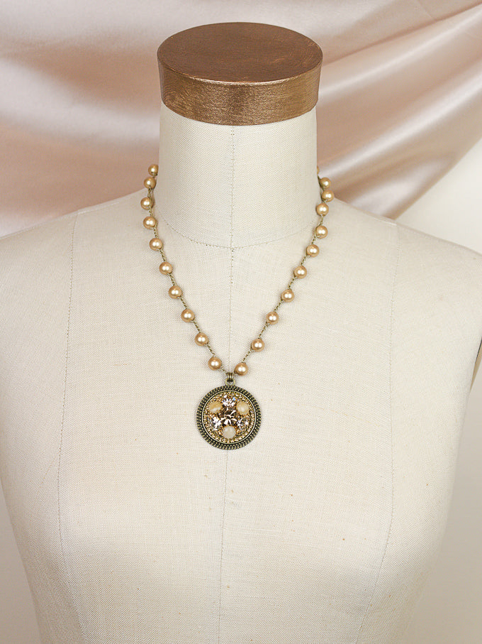 Shimmering Vintage Golden Necklace with Gold Pearls