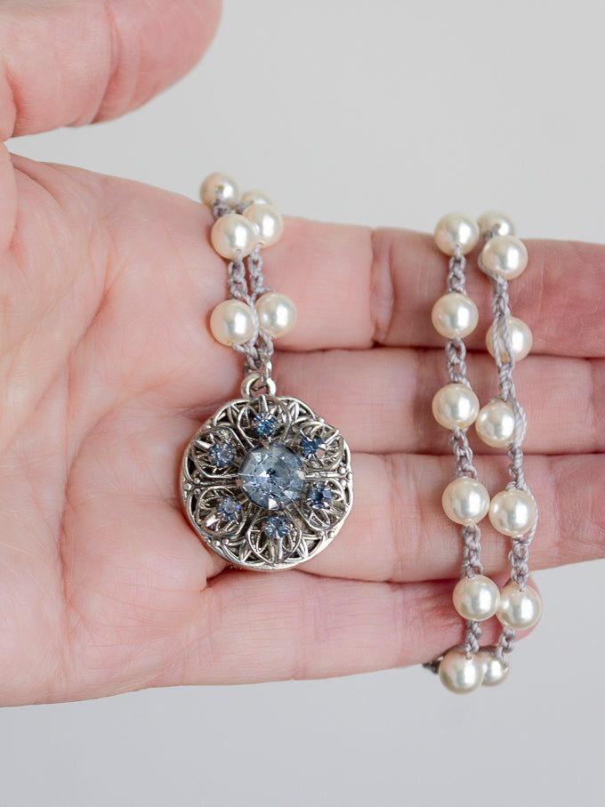 Blue Vintage Pearl Necklace