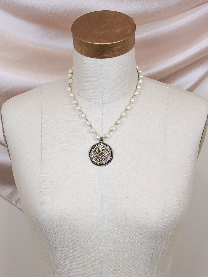 Vintage Christmas Tree with Pearls Necklace