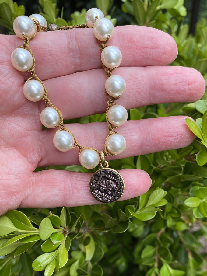 4 Leaf Clover Petite Antique Button Bracelet