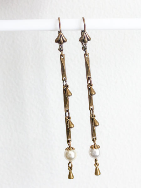 Vintage Style Earrings with Pearls