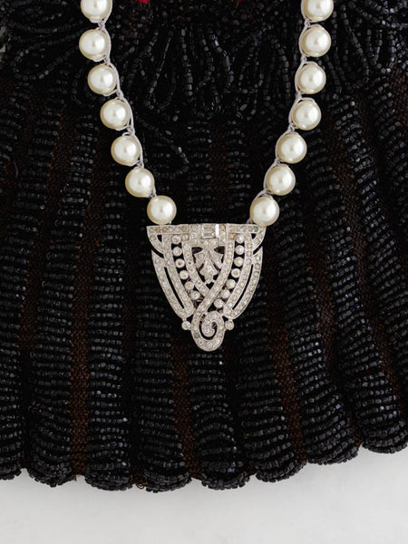 Triangular Vintage Dress Clip Pearl Necklace