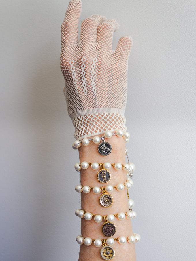 Geometric Circles Petite Antique Button Bracelet