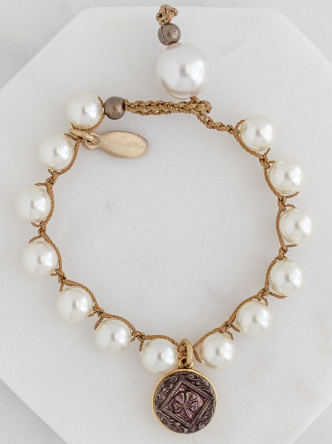 4 Leaf Clover Petite Antique Button Bracelet