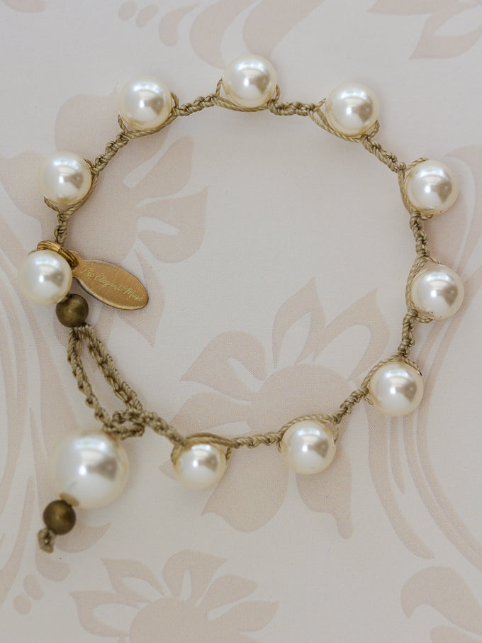 Handstitched Cream Pearl Bracelet