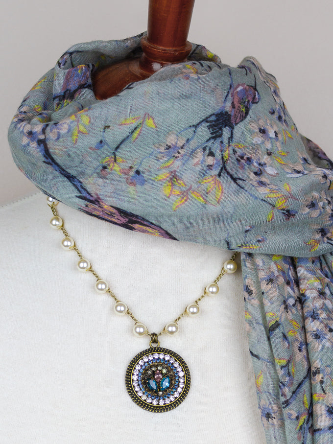 Teal & Rose Marquise Vintage Pearl Necklace