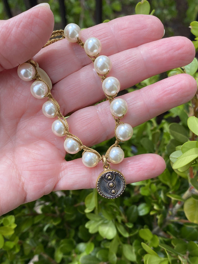 Geometric Circles Petite Antique Button Bracelet