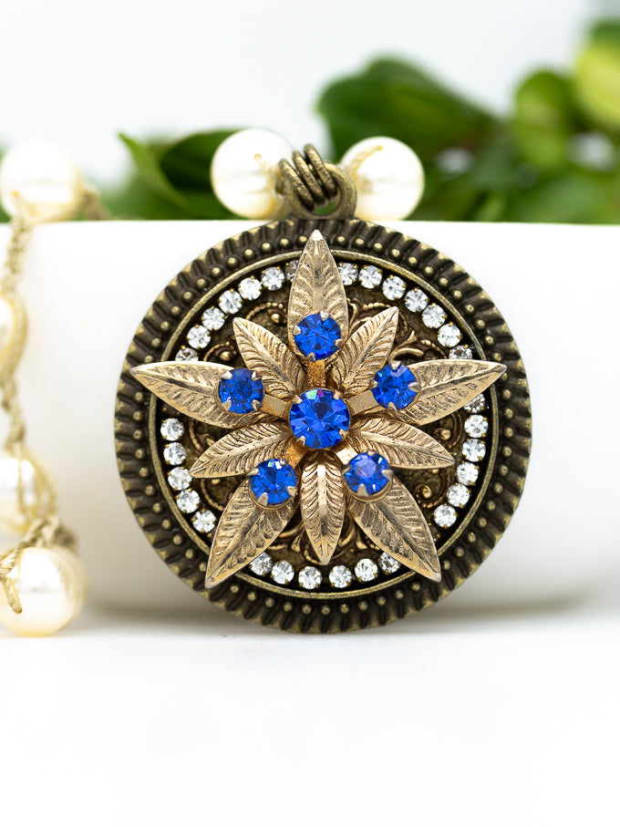 *Sapphire Gold Star Pearl Necklace