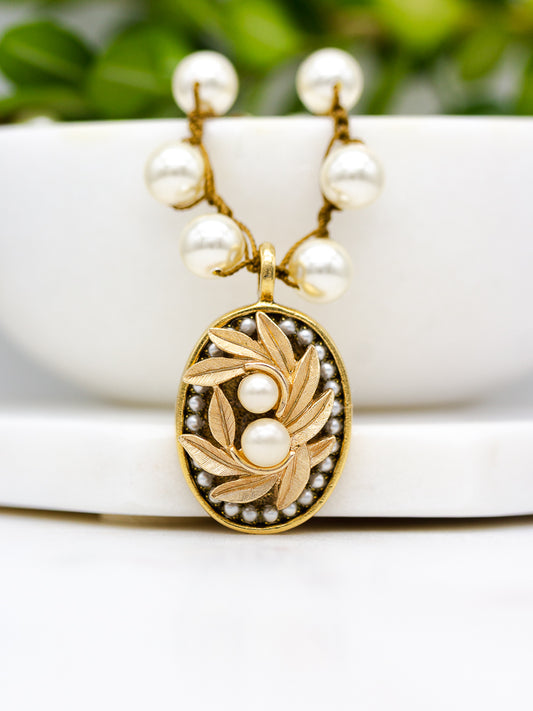 Vintage Gold and Pearl Oval Pendant Necklace*