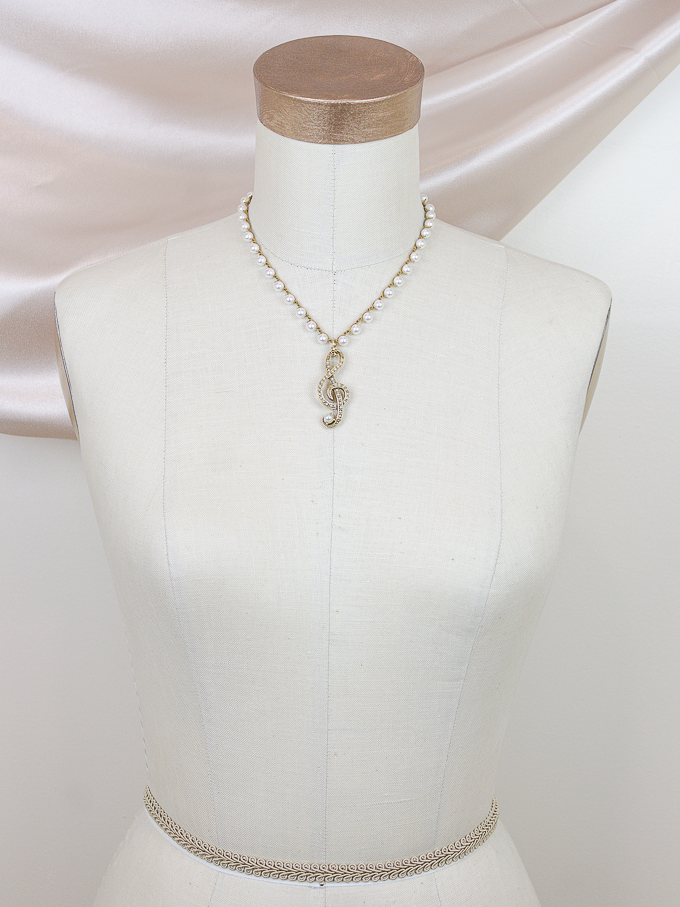 Vintage Treble Clef Pearl Necklace