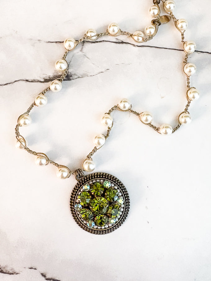 Verdun Green Vintage Piece Necklace
