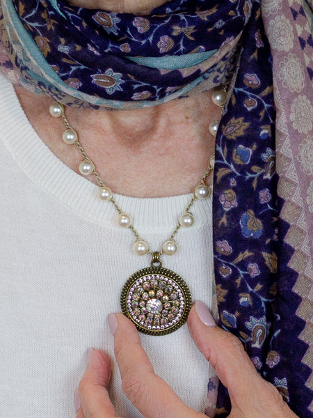Sparkling Vintage Rose Pearl Necklace
