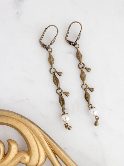 Vintage Style Earrings with Pearls