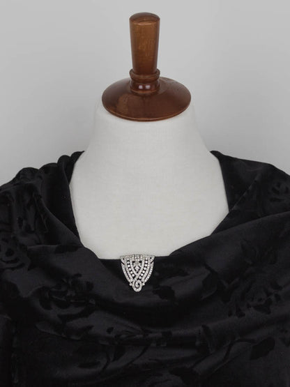 Triangular Vintage Dress Clip Pearl Necklace