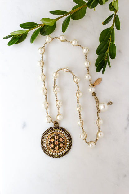 Treasure of the Month! Vintage Amber Piece Necklace