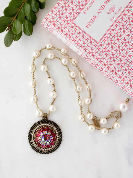 Fuchsia Rose Sparkling Vintage Pearl Necklace